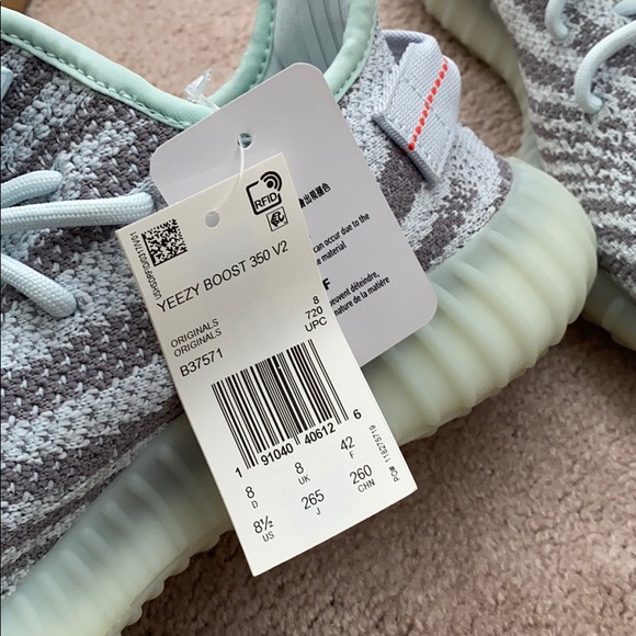 Adidas | Yeezy Boost 350 V2 - Picture 13 of 14